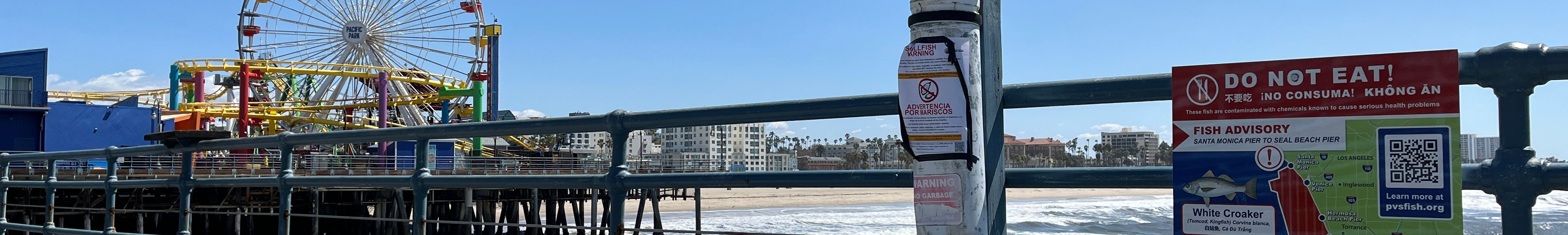 Cautionary sign on a pier